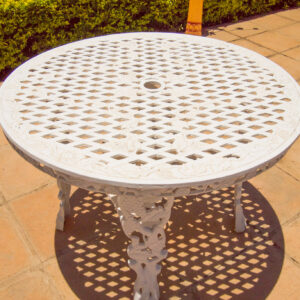 King Grape Table 108cm (Round)