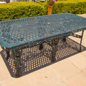 King Grape Table 200cm x 100cm (Rectangle)