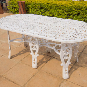 Spider Table 180cm x 90cm (Oval)